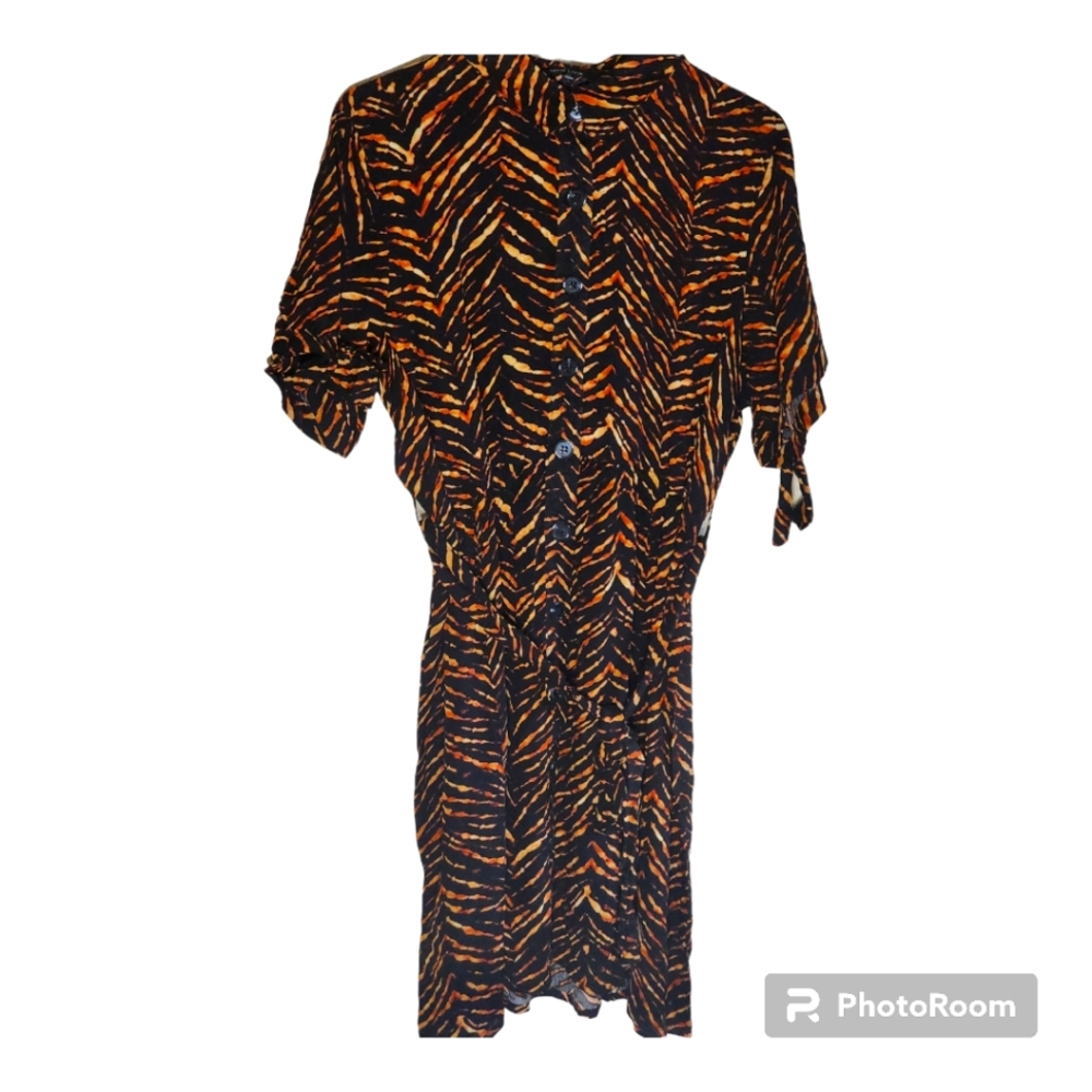 New Look Zebra Print Short sleeve button belted dress size 2X NWT